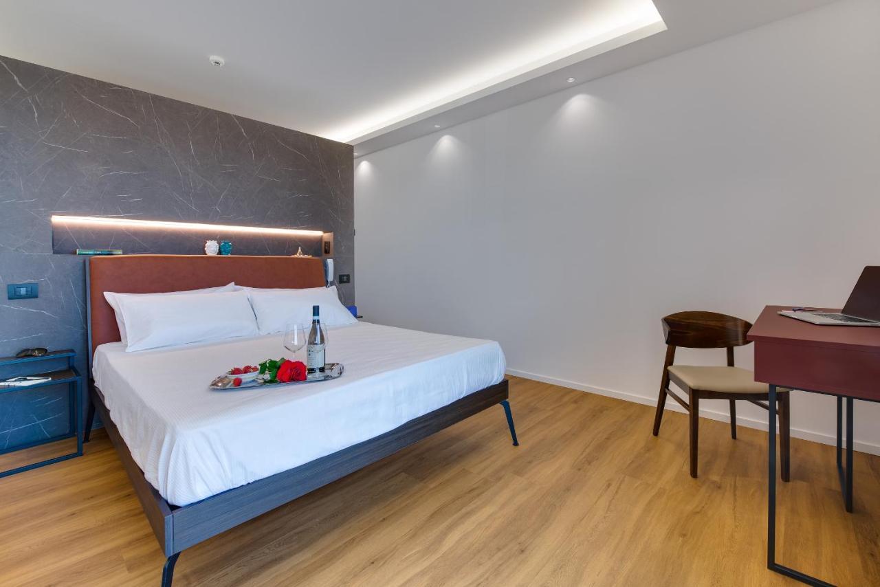 Roccaregina Hotel シャッカ エクステリア 写真