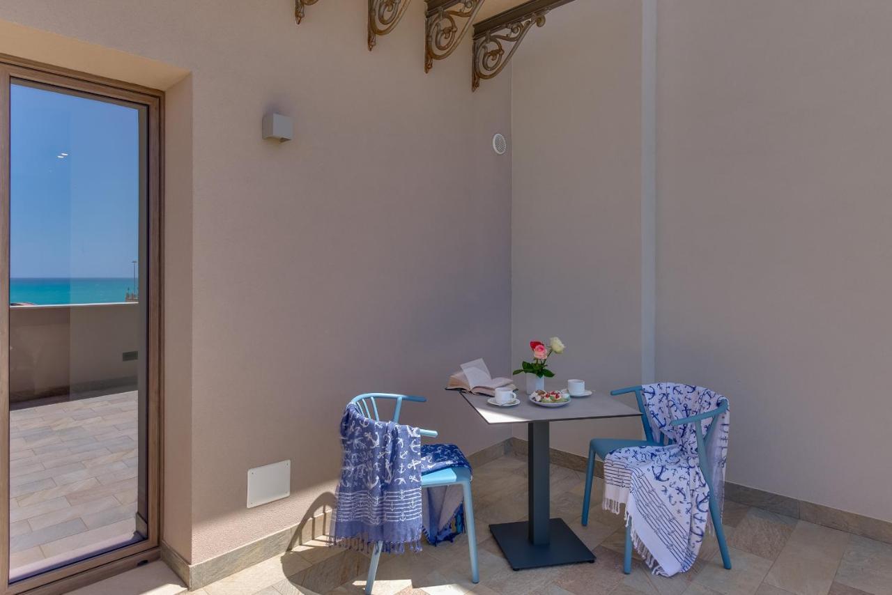 Roccaregina Hotel シャッカ エクステリア 写真